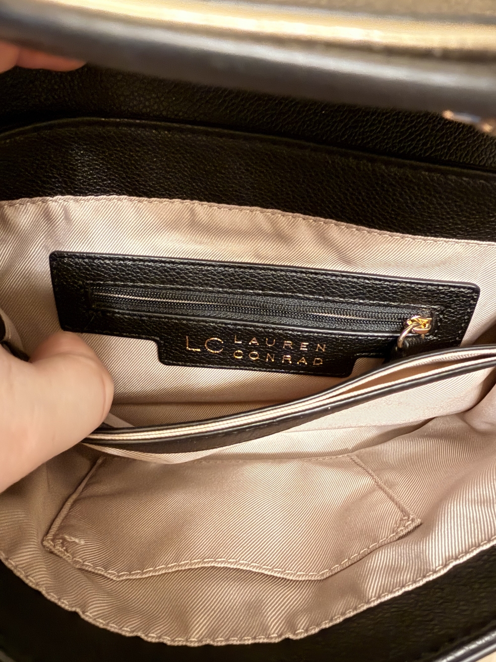 Lauren Conrad LC Black Pebbled Crossbody Purse Classic Every Day Bag - Picture 6 of 9